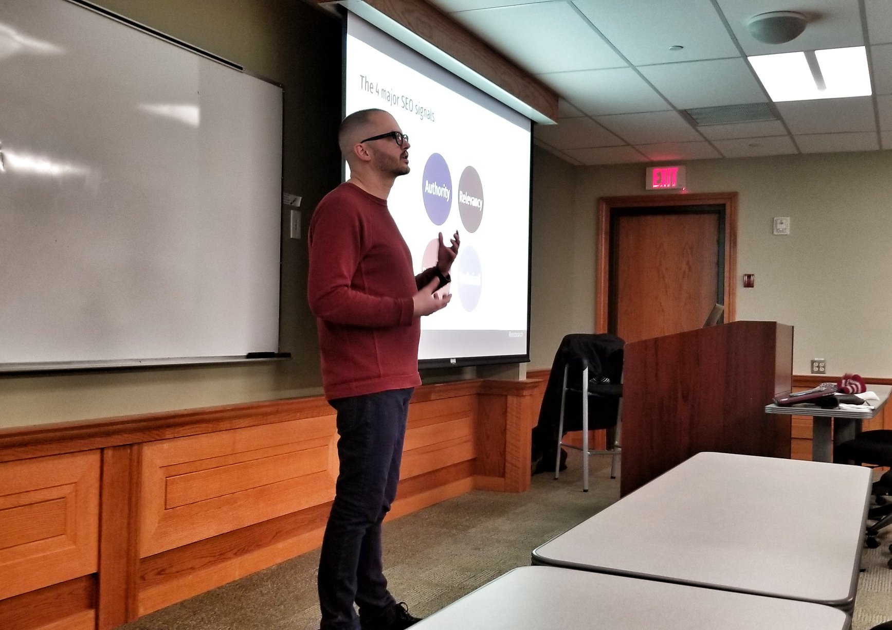 49693410_2447443835297447_3239408834522906624_o Michael MacMIllan Presenting